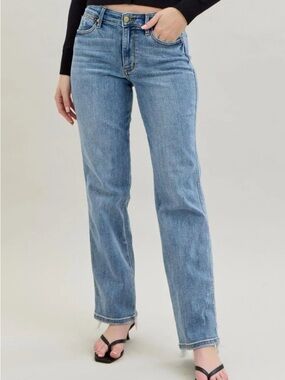 Judy Blue Mid Rise Dad Jeans Cell Phone Pocket Style 82540 NWT Womens Size 11/30